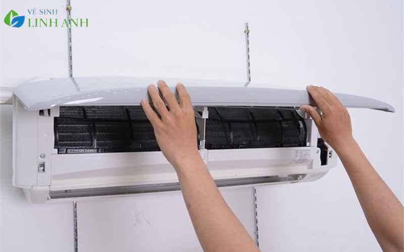 Vệ Sinh Điều Hòa Có Cần Thiết Không? 7 Lợi Ích Bạn Nên Biết 